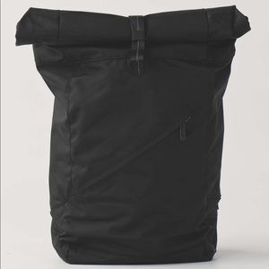 MUST GO! Lululemon Athletica Urbanathalon Backpack